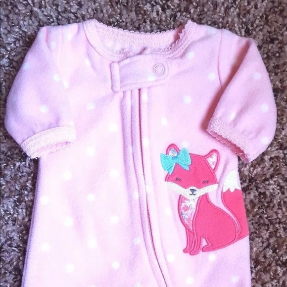 Girl’s Preemie Carter’s Pink Fox Footed Pajama - Picture 1 of 3